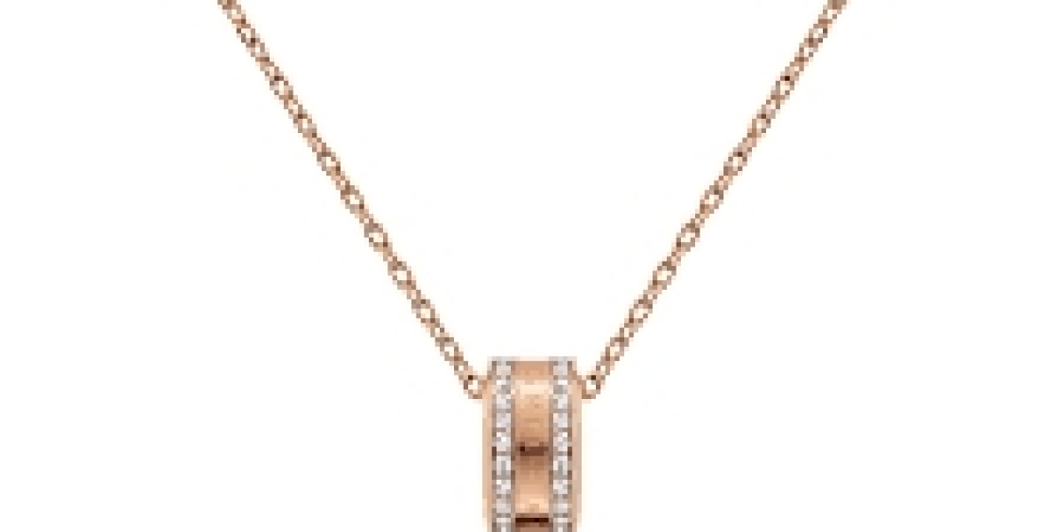 dw 項鍊：頸間的風華，時尚的綻放