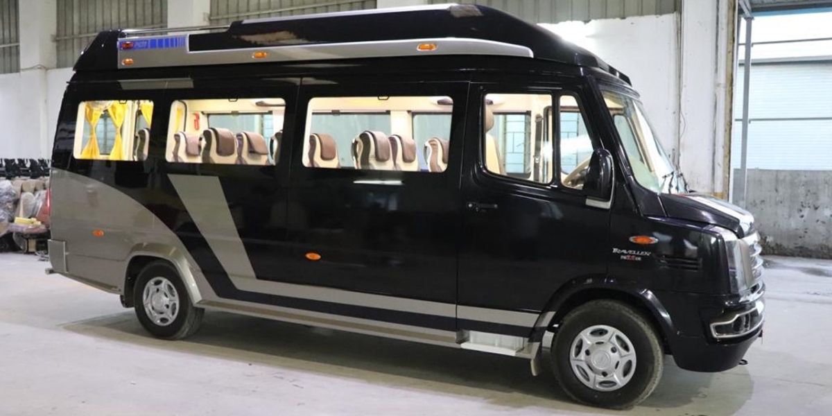 Comfortable 20 Seater Tempo Travellers for Hire in Varanasi