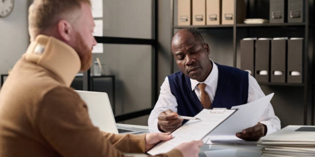 5 Important Advantages of Having a Personal Injury Solicitor on Your Side