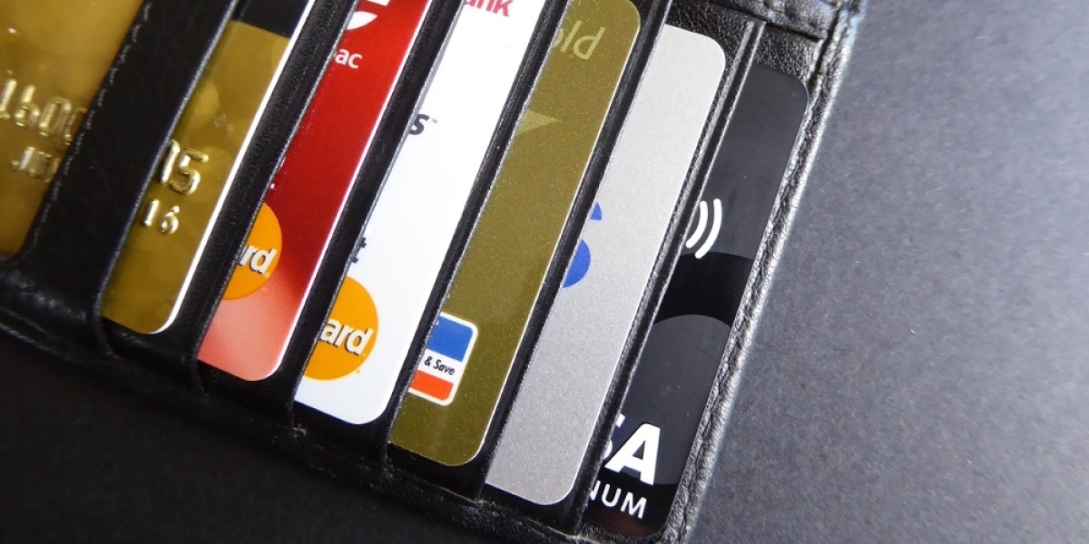 Key Guidelines for Properly Storing Plastic Cards