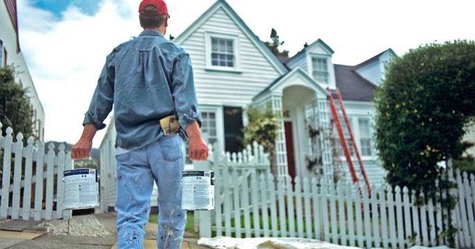 Why Should You Hire a House Painter?