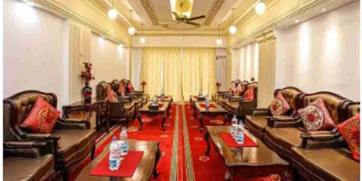 Hotel Near Leh Market Stay at Hotel Near Leh Market with Luxury Comfort
