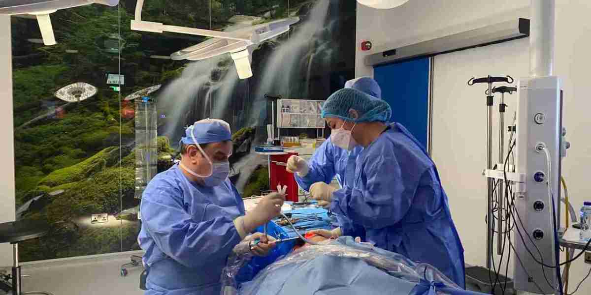Endoscopic Forehead Lift: A Smarter Way to Refresh Your Face