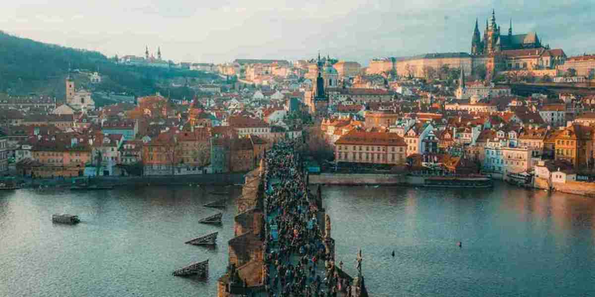 Your Safety Manual for Enjoying Prague's Party Scene & Nightlife Districts