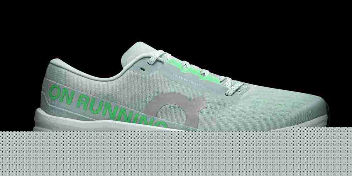 El Tenis On Cloud Que Une A Corredores Y Caminantes Por Igual